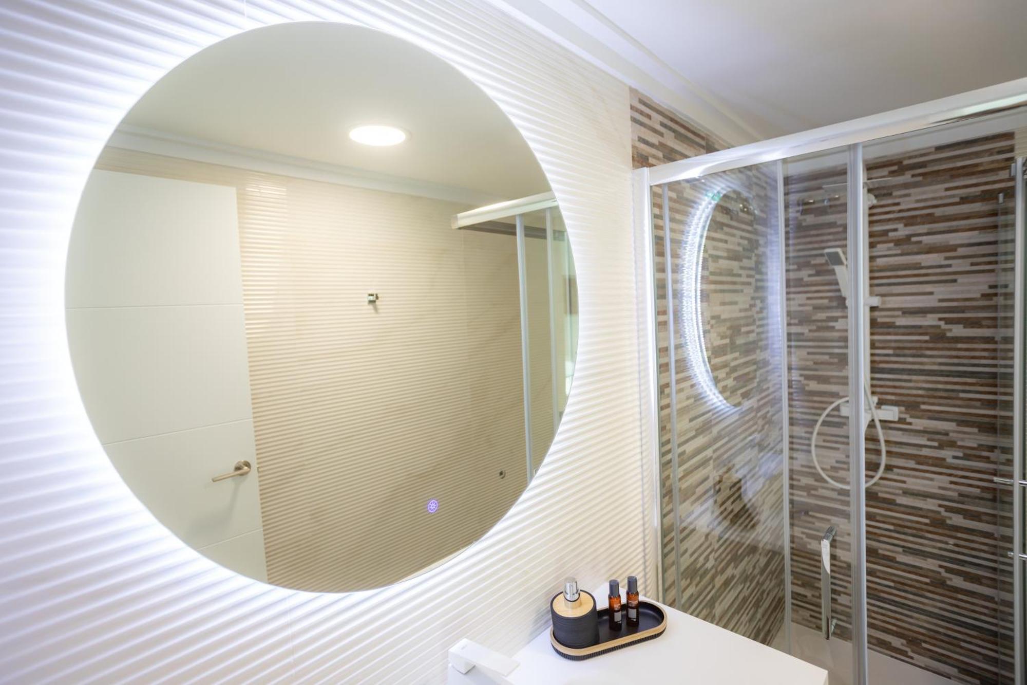 L&G Apartments Bahia Suite Alicante Exterior foto
